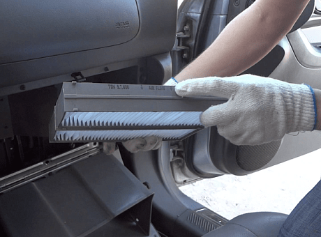 Замена салонного фильтра